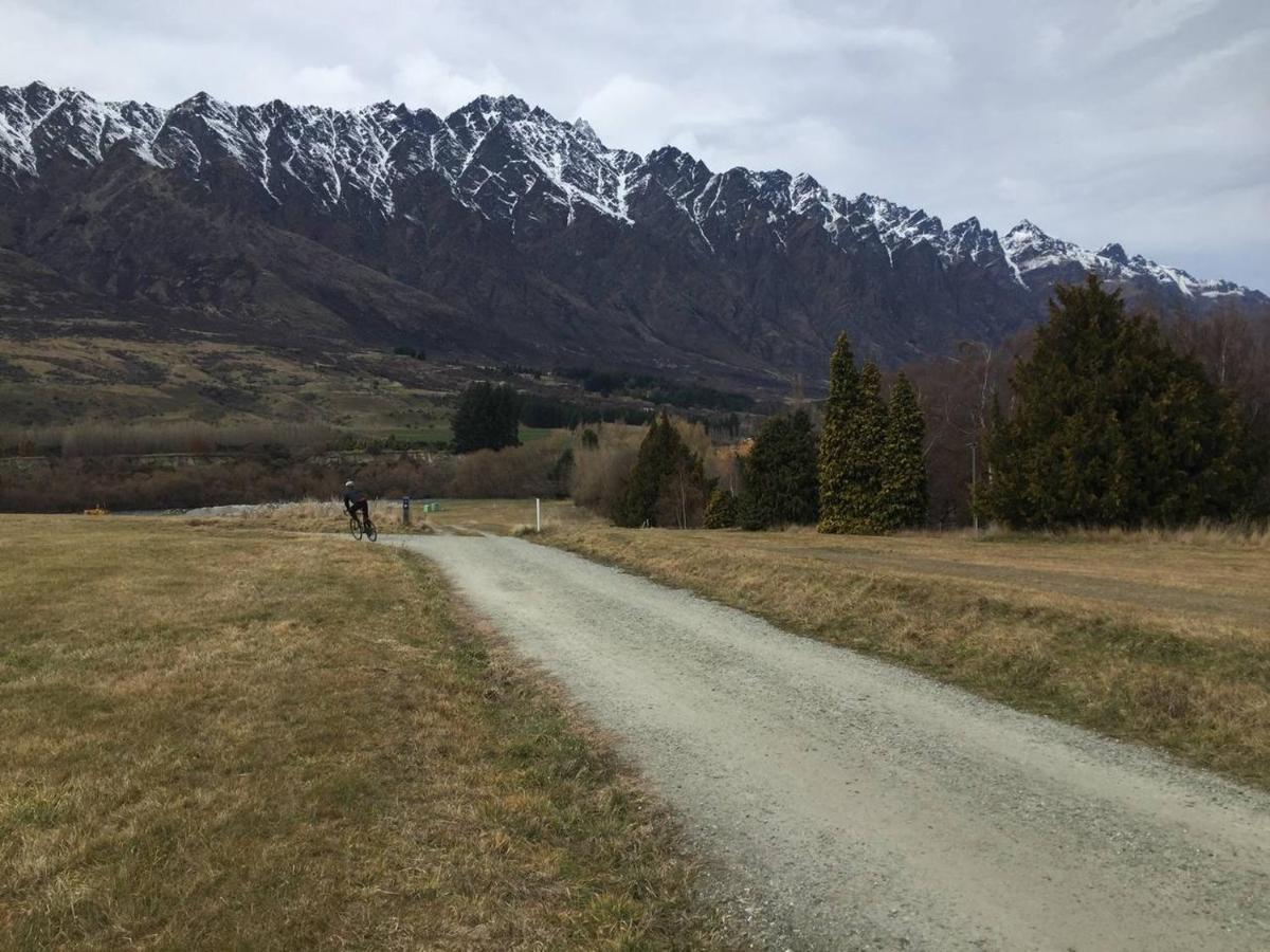Riverside Retreat Queenstown Exterior foto